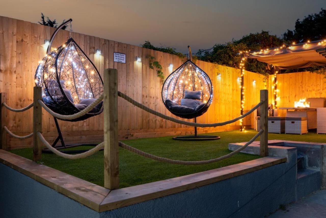 Cosy Cardiff Apartments - Garden Lounge Buitenkant foto