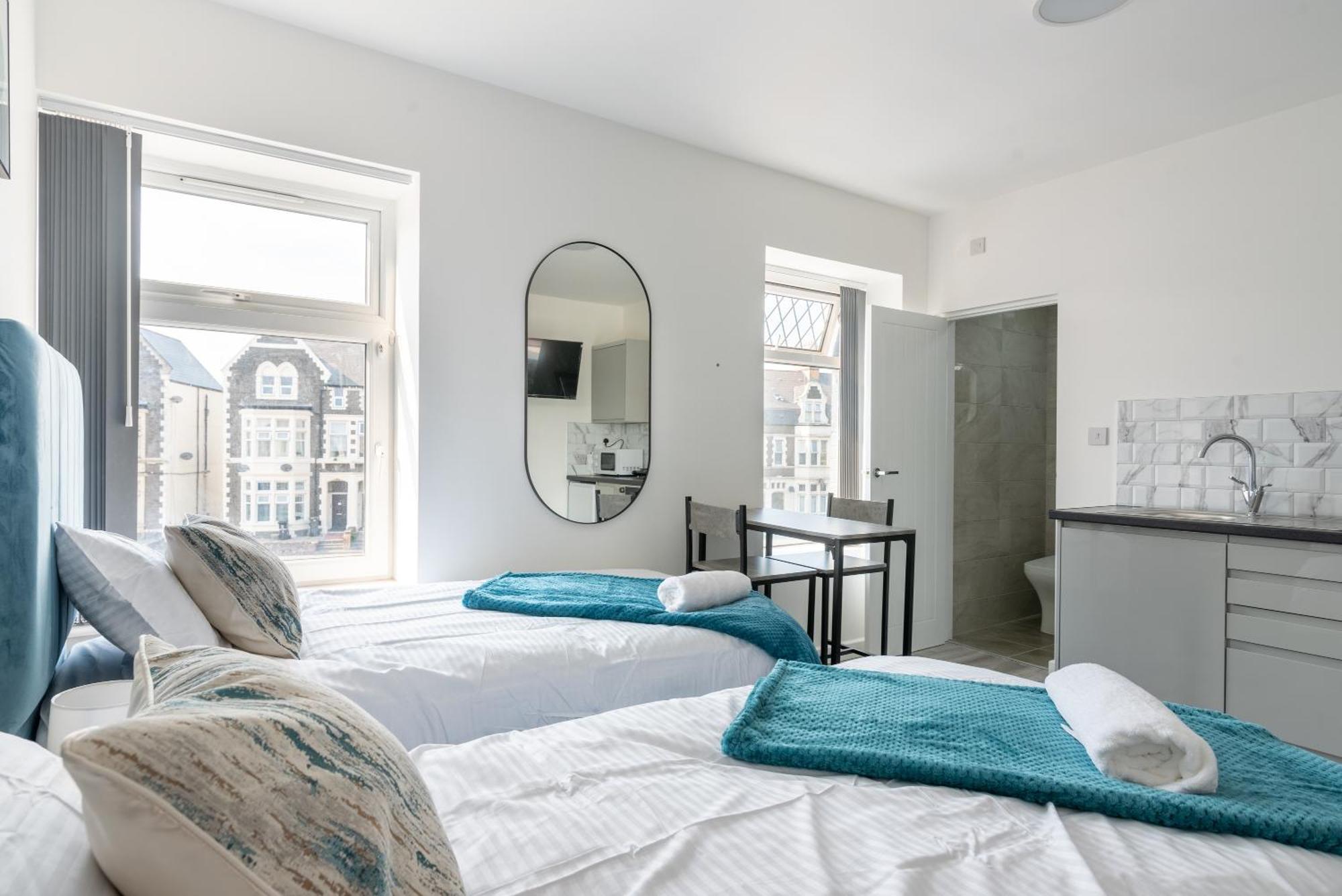 Cosy Cardiff Apartments - Garden Lounge Buitenkant foto